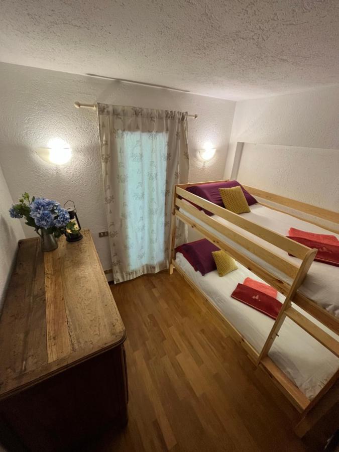 Chalet Blanc "Le Flocon" Курмайор Екстер'єр фото